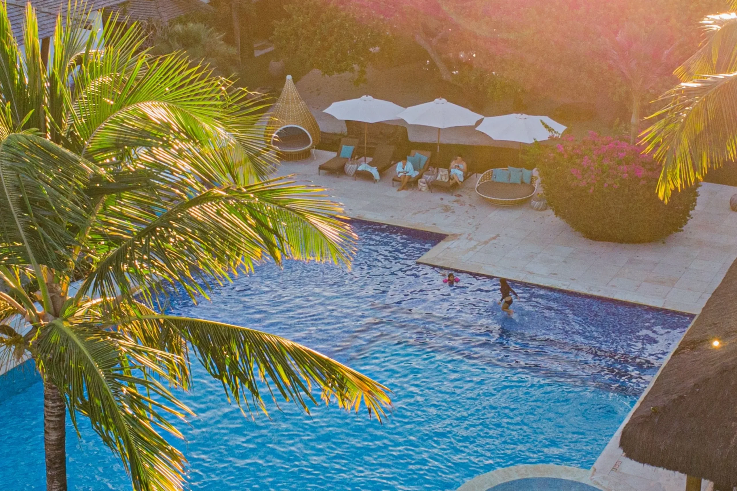 foto-piscina-aereo-corporate_11zon